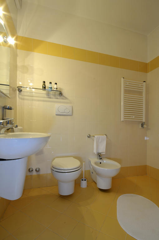 Barocco.Oberdan Bed & Breakfast Lecce Rom bilde